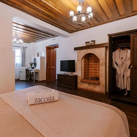 Zacosta - A Heritage 4*