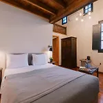 Bed & Breakfast Zacosta - A Heritage 4*