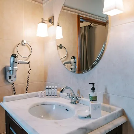 Zacosta Bed & Breakfast 4*
