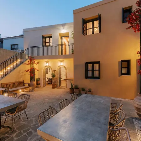 Zacosta - A Heritage 4*