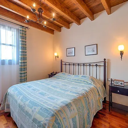 Zacosta Bed & Breakfast