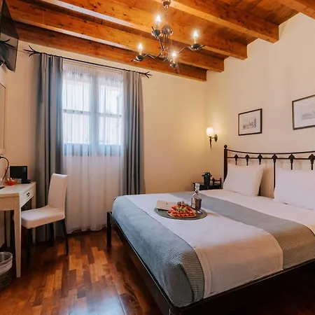Couette-café Zacosta - A Heritage 4*